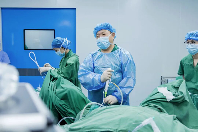 泌尿结石还能实现“舒适取石”?四川结石病医院做到了!(图5) 泌尿结石还能实现“舒适取石”?四川结石病医院做到了!(图5)