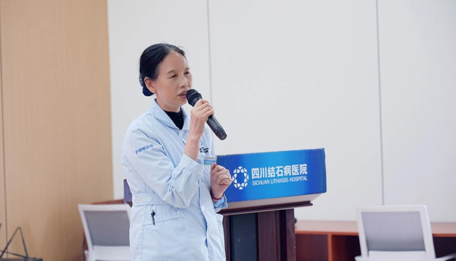 强基础,精技能!我院护理部开展专题培训,为患者护航(图2) 强基础,精技能!我院护理部开展专题培训,为患者护航(图2)